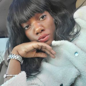 Meet your Posher, Dion